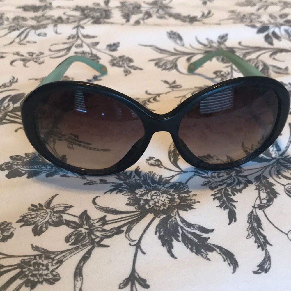 Tiffany’s sunglasses